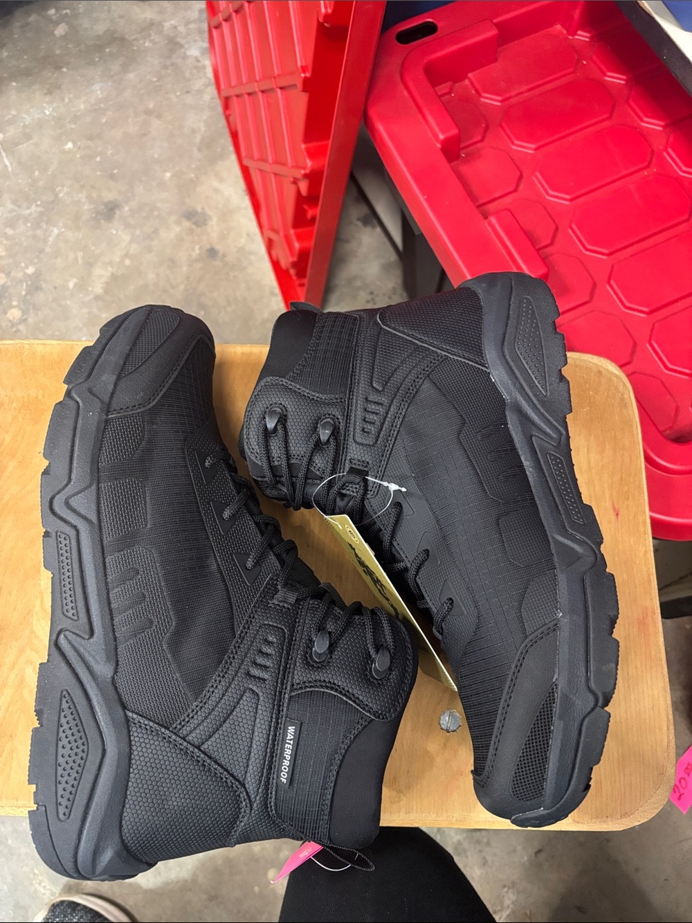 Free soldier size 10 NWT boots